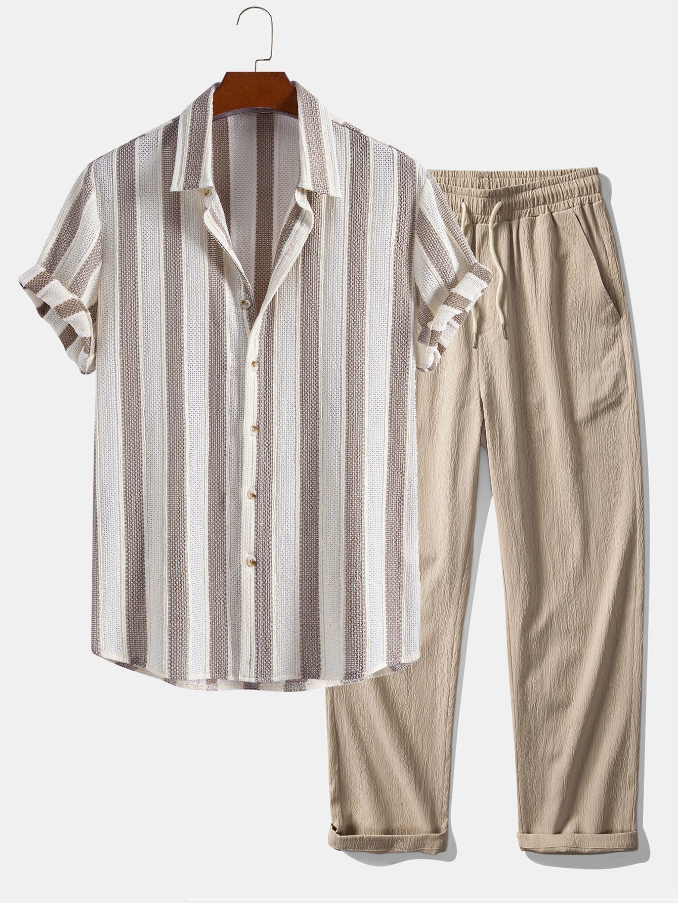 Set van linnen overhemd en natuurlijke pantalon - Old Money-stijl
