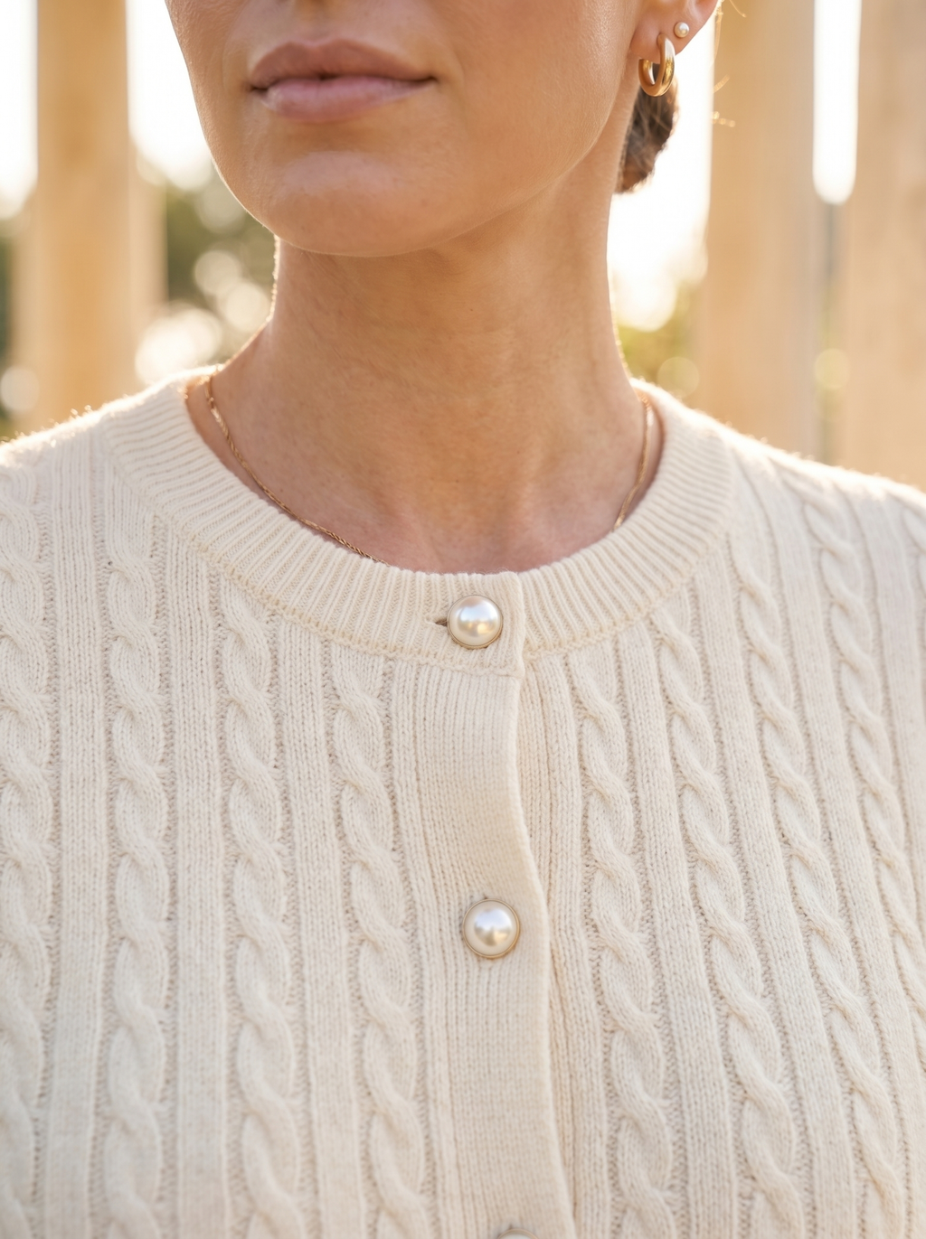 Kort Kabelgebreid Vest met Knopen Old Money