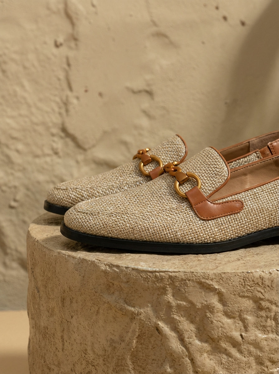 Platte sandalen met chique metallic gesp Old Money
